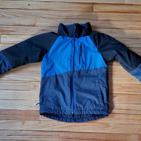 L.L Bean Kids' Fleece-Lined 3-in-1 Jacket Black/Deep Sapphire 6x/7 - Picture 2 of 10